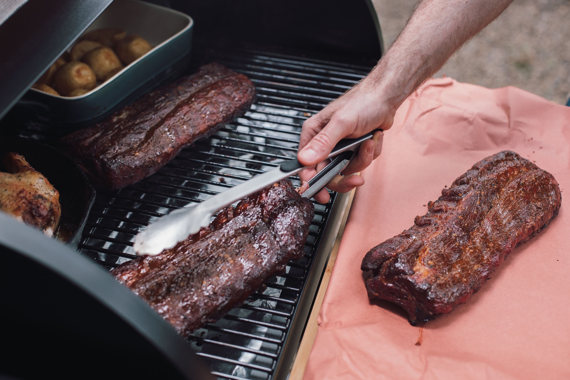 Mastering the Art of BBQ Ribs: A Step-by-Step Recipe Guide