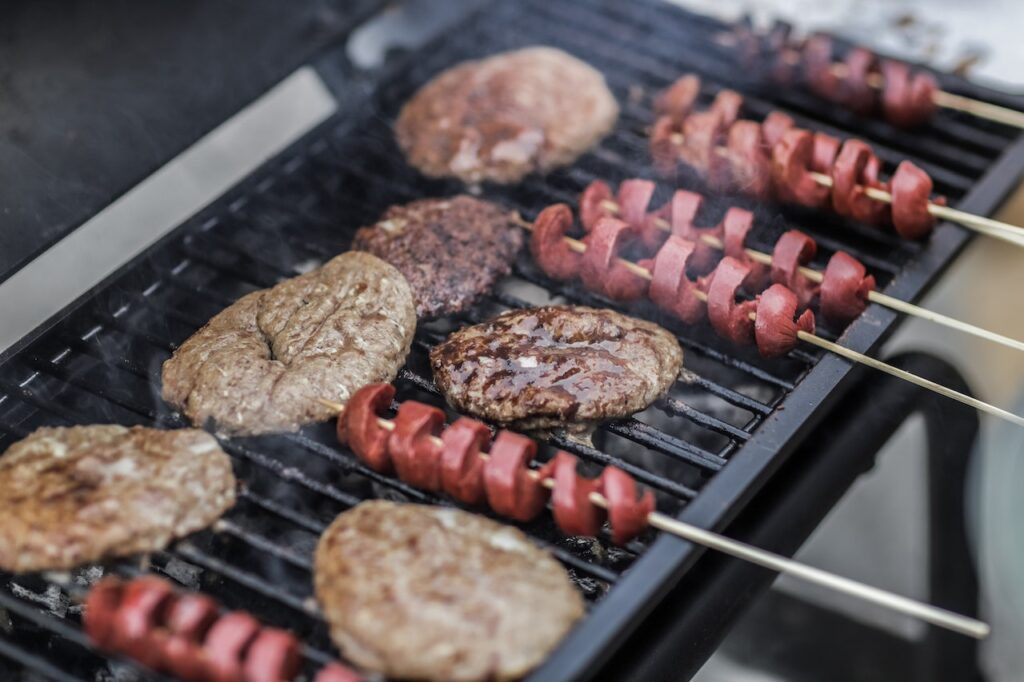 Game Day Grilling: Tailgate Recipes That Win Big